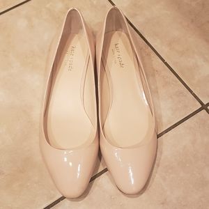 New KATE SPADE Women’s Fallyn Taupe Patent Leather Ballet Flats Sz 8
